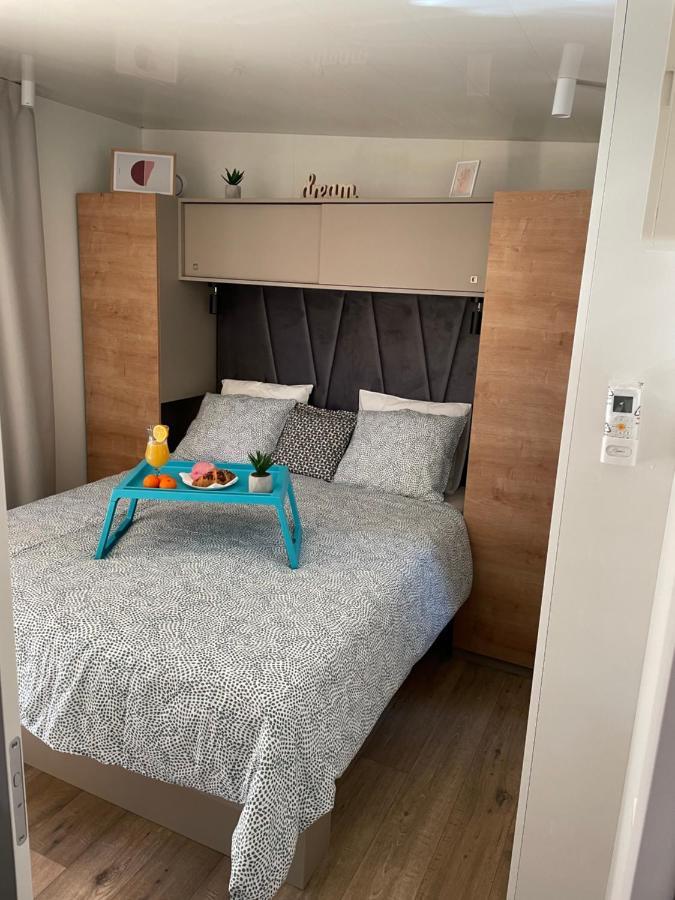 Mobile Home Peponi Del Mar, Brand New ビオグラード・ナ・モル エクステリア 写真