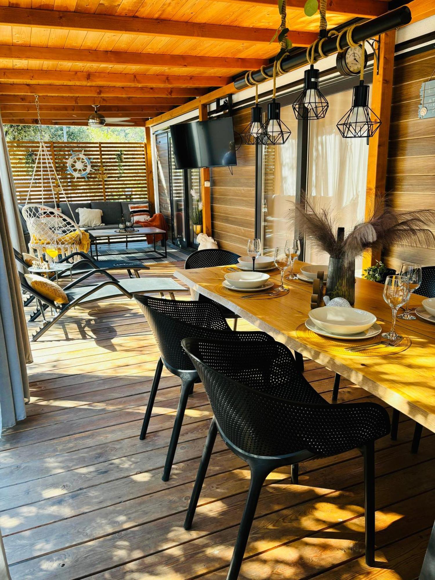 Mobile Home Peponi Del Mar, Brand New ビオグラード・ナ・モル エクステリア 写真