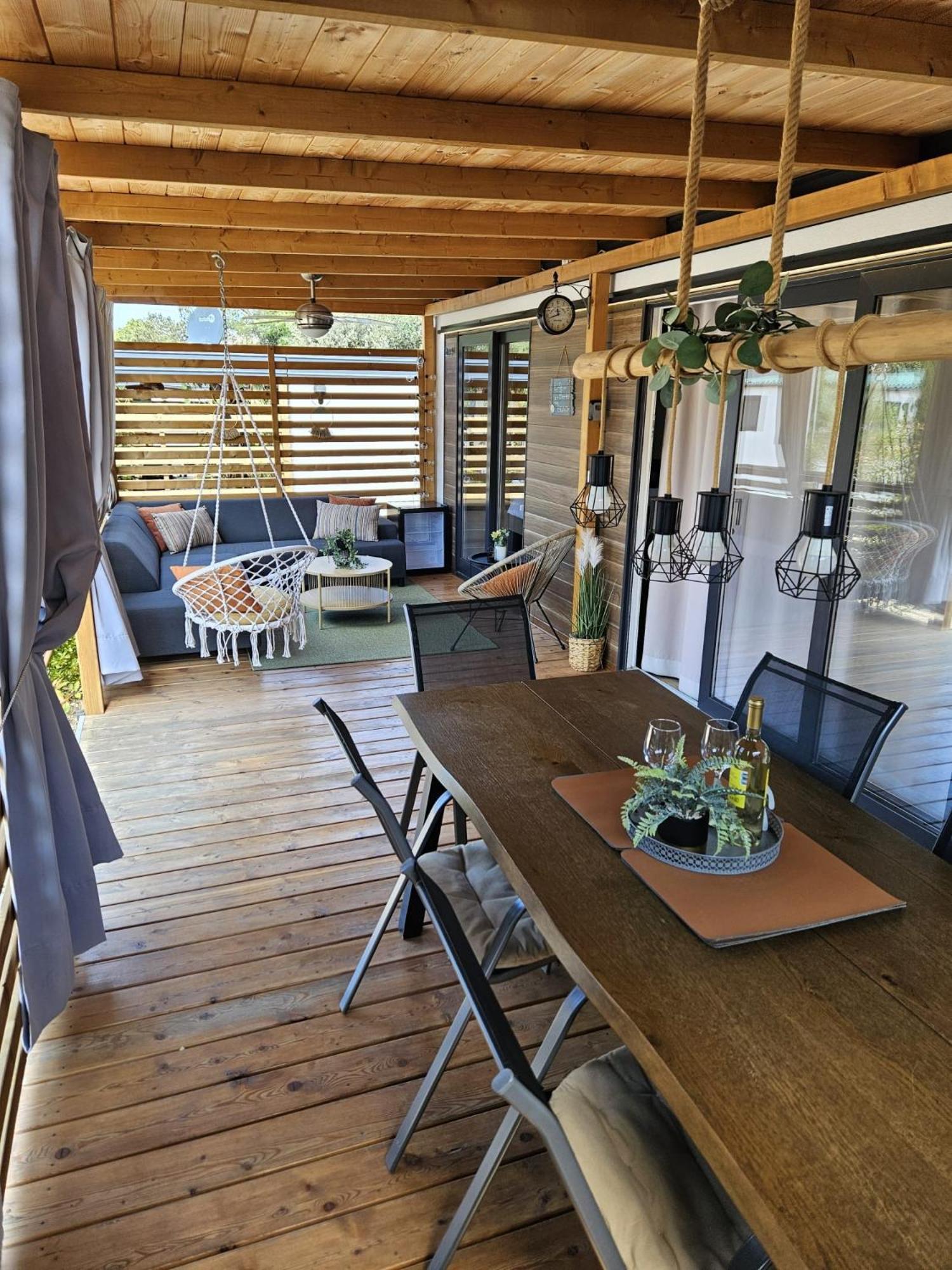 Mobile Home Peponi Del Mar, Brand New ビオグラード・ナ・モル エクステリア 写真